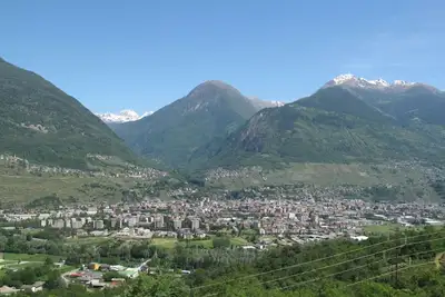 Agréable appartement dans une maison de vacances avec Wifi, climatisation, Tv, terrasse, parking