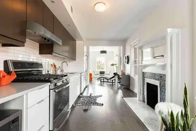 Image de Downtown Cincinnati Stay | Rooftop Patio + Parking