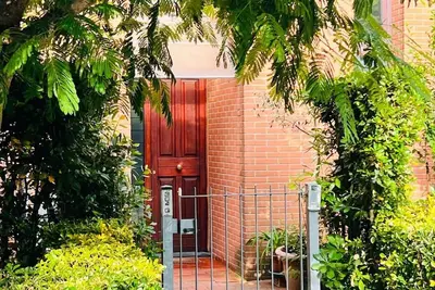 Image de Mattia House within walking distance of the Center