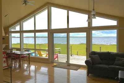Image de Stunning Oceanfront Pei Cottage