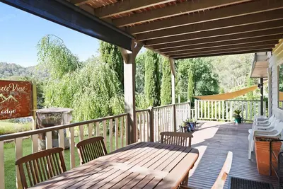 Image de Pinnacle View Lodge - A Dutch Barn