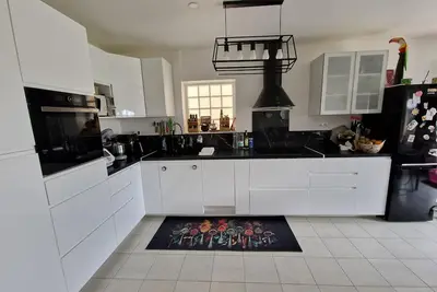 Image de Maison calme avec jardin, vue champs et bois