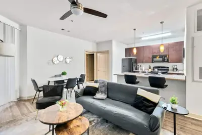 Image de Vibrant 2br Near Birmingham’s Best Spots 30