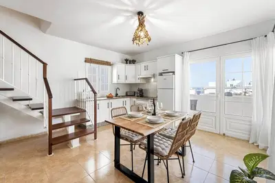 Image de Home2Book Delightful Órzola Duplex by the Coast