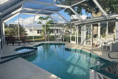 Image de Pool Home- 3br 2ba House Near Beaches & all that Beautiful Venice as to offer!