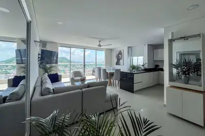 Image de Duplex Apartment with Stunning Views, Near Walled City and Beach