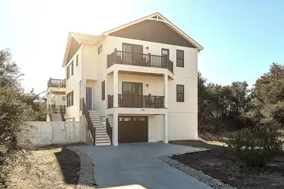 Image de Wags & Waves: Sept. 18th Wk Reduced, Fri-Fri, Dog-friendly, Walk to Beach