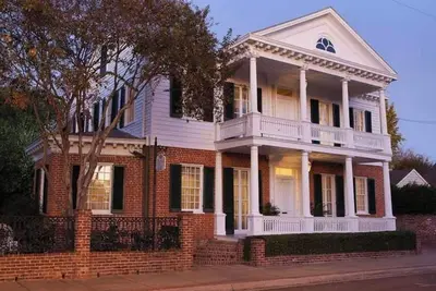 Image de Downtown Natchez Elegant 1835 Antebellum House
