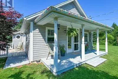 Image de Coastal Escape: Cottage Complex