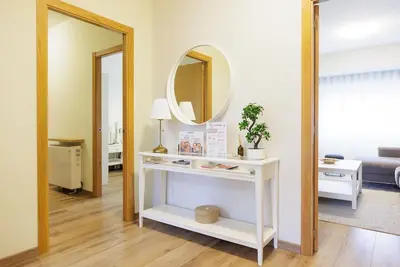 Image de Piso 2 Adeinés Viviendas Uso Turístico