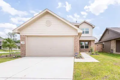Image de Conroe 4br 2. 5ba w\/ Loft + Huge Backyard + Pets Ok