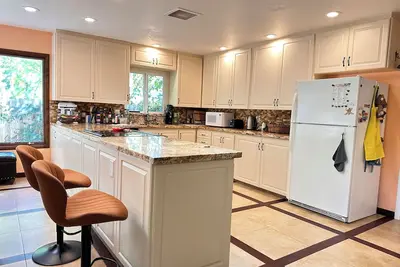 Image de Charming 3-bedroom house in lovely Davis 5 minutes from downtown Davis