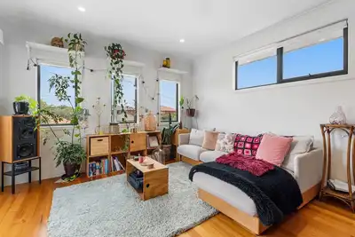 Image de Charming Retro Townhouse in Vibrant Coburg