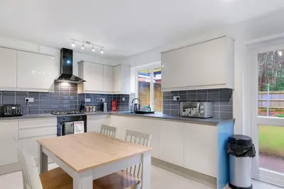Image de Rg12 Bywood 16 - Spacious 4-Bedroom, 2-Bathroom Home in Bywood