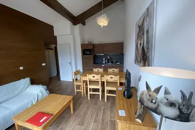 Image de Charmant T3 avec piscine et balcon, proche station