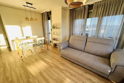 Image de Luminoso Ático con vistas a la bahia