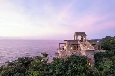 Image de Secluded Oceanfront Sanctuary / Panoramic Views