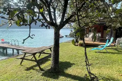 Image de Bien rare à louer en bord de lac avec plage privée