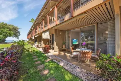 Image de Hale Kai 110 1bd Condo w Oceanviews and Oceanfront Pool