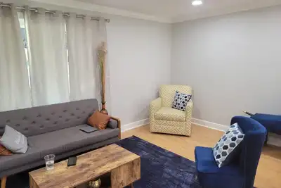 Image de Spacious 4-bedroom house in charming Madison with Ac, WiFi