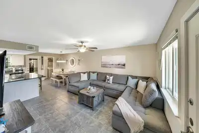 Image de Free Golf+Tix! Updated Gulf Highlands, Short Walk to Beach, Amenities Galore!