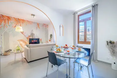 Image de 1Br - Monaco 1 Min Walk - Close to Port and Train