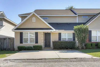 Image de Charming 3-bed / 2-bath townhome minutes away from the Augusta National