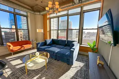 Image de McCormick Place 2b/2b corner unit with optional parking for up to 6 guests