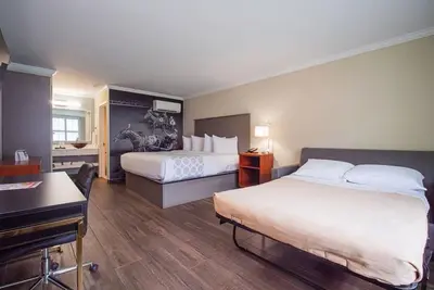 Image de Convenient Stay, Superb Location, Free Breakfast, Pets Allowed, Free Parking