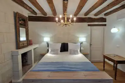 Image de Chambre d'hôtes de charme dans une maison du Xix siècle,