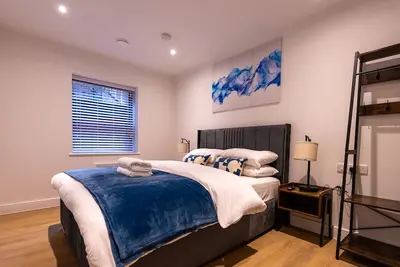 Image de Flat in Wythenshawe. 10 minutes to Manchester Airport. Sleeps 6.