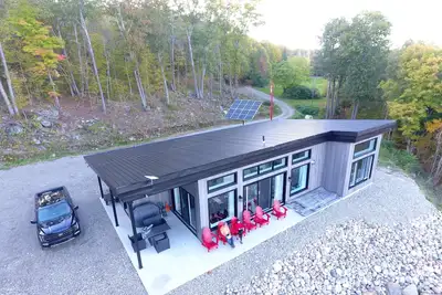 Image de Propriété riveraine de 114 acres  offrant paix et  tranquillité! !