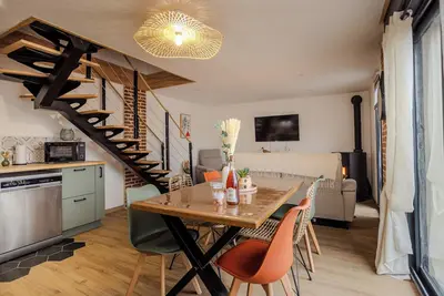 Image de Les cigognes, logement proche baie de somme, 4 personnes jacuzzi en terrasse.