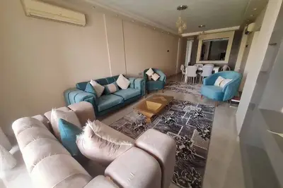 Image de \"Superior City Stay\" in Midtown, Auc Avenue