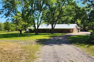 Image de Peaceful and quiet 2-bedroom apartment with WiFi, Ac in Macon.
