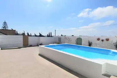 Image de Maison d'Alice, Piscine Privée, à 7 km de la Plage