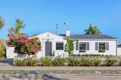 Image de Cozy Green Centralized Coastal Sanctuary in Crown Point\/Pacific Beach San Diego