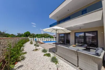 Image de Villa Sunrise with Outdoor Pool - Four Bedroom Villa with Pool