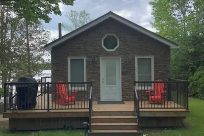 Image de Victoria Harbour Cottages Queen Bed Chalet