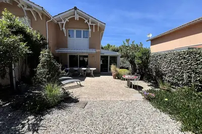 Image de 087 - Charmante maison sur 2 niveaux aux Arros