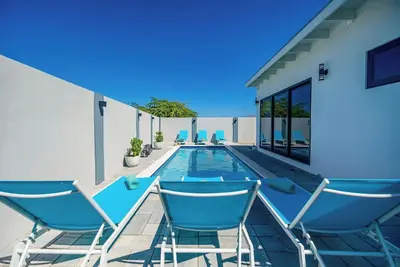 Image de La Perla 2br2ba Home w/Private Pool ~ Patio & Bbq!