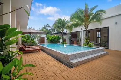 Image de Spacious 5-bedroom villa in fantastic Si Sunthon with WiFi, Ac
