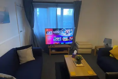 Image de Montrose - ground floor 3-bedroom flat