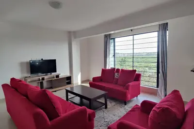 Image de Experience Luxury at FineWood Suites Apartment, Indulge in Our Deluxe 2Bedroom