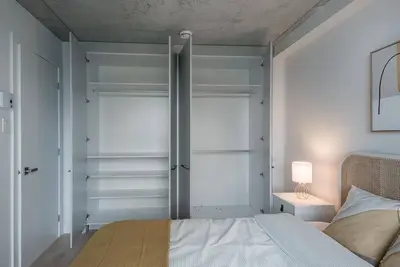 Image de Full City View High-rise modern new living