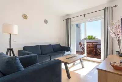 Image de Riviera Golf Apartment - Pool Views! - Pass the Keys