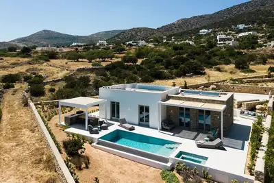 Image de Luxury Villa Solevara - 3-bedrooms with luxury amenities, private pool & jacuzzi