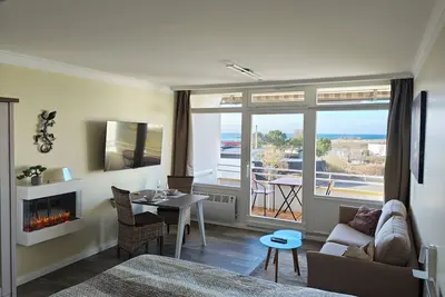 Image de Fantastic lake view ~ completely renovated in 2025 ~ 80m to the south beach ~ balcony ~ 34sqm