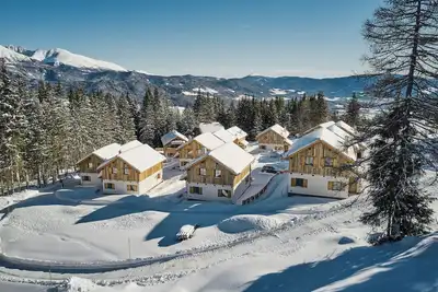 Image de Vacations in the mountains - hiking trails and slopes right outside the chalet door