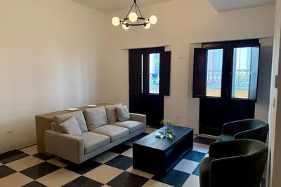 Image de Explore Old San Juan, Colonial Home with Balcony